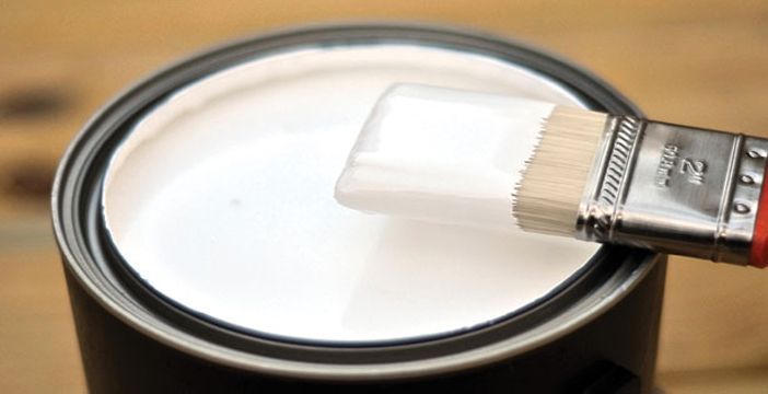 Rollover de las tarifas pactadas para el TiO2 a inicios de 2015, observándose ligeras erosiones a lo largo de enero