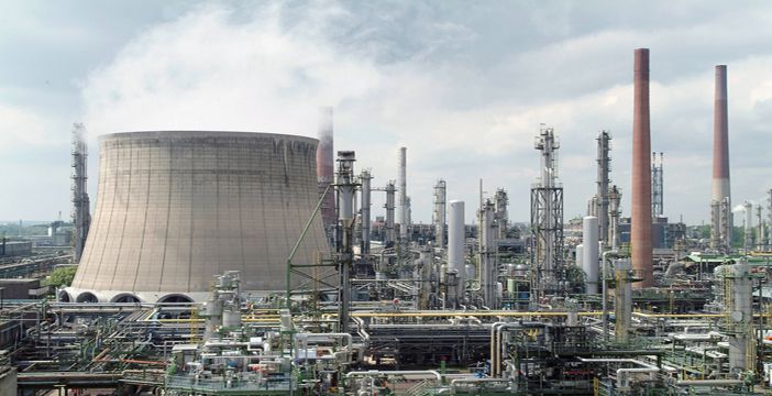 Shell confirma la situación de fuerza mayor en su cracker de Wesseling debido a un incendio declarado en uno de sus reactores