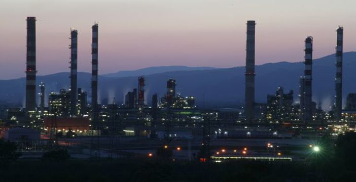 El valor ligado a los contratos europeos de butadieno  cede 35 €/Tm. en diciembre y se sitúa en 590 €/Tm.