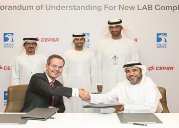 Cepsa y ADNOC firman un acuerdo para la construcción de un complejo petroquímico de LAB en Abu Dabi