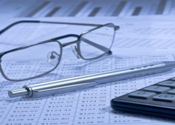 El precio relativo al acetato de metilo permanece estable en noviembre aunque se barruntan nuevas apreciaciones